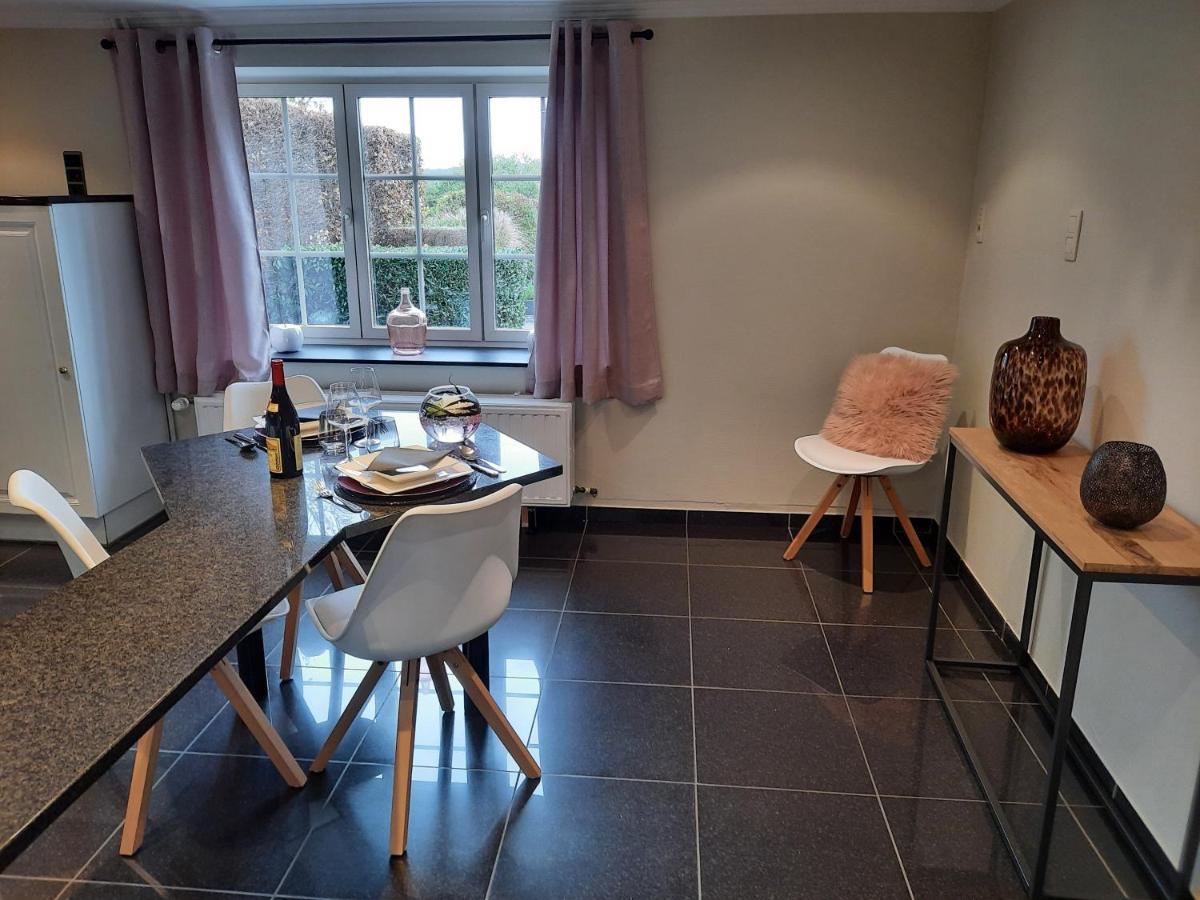 La Petite Maison Du Weris Villa Miecret Bagian luar foto